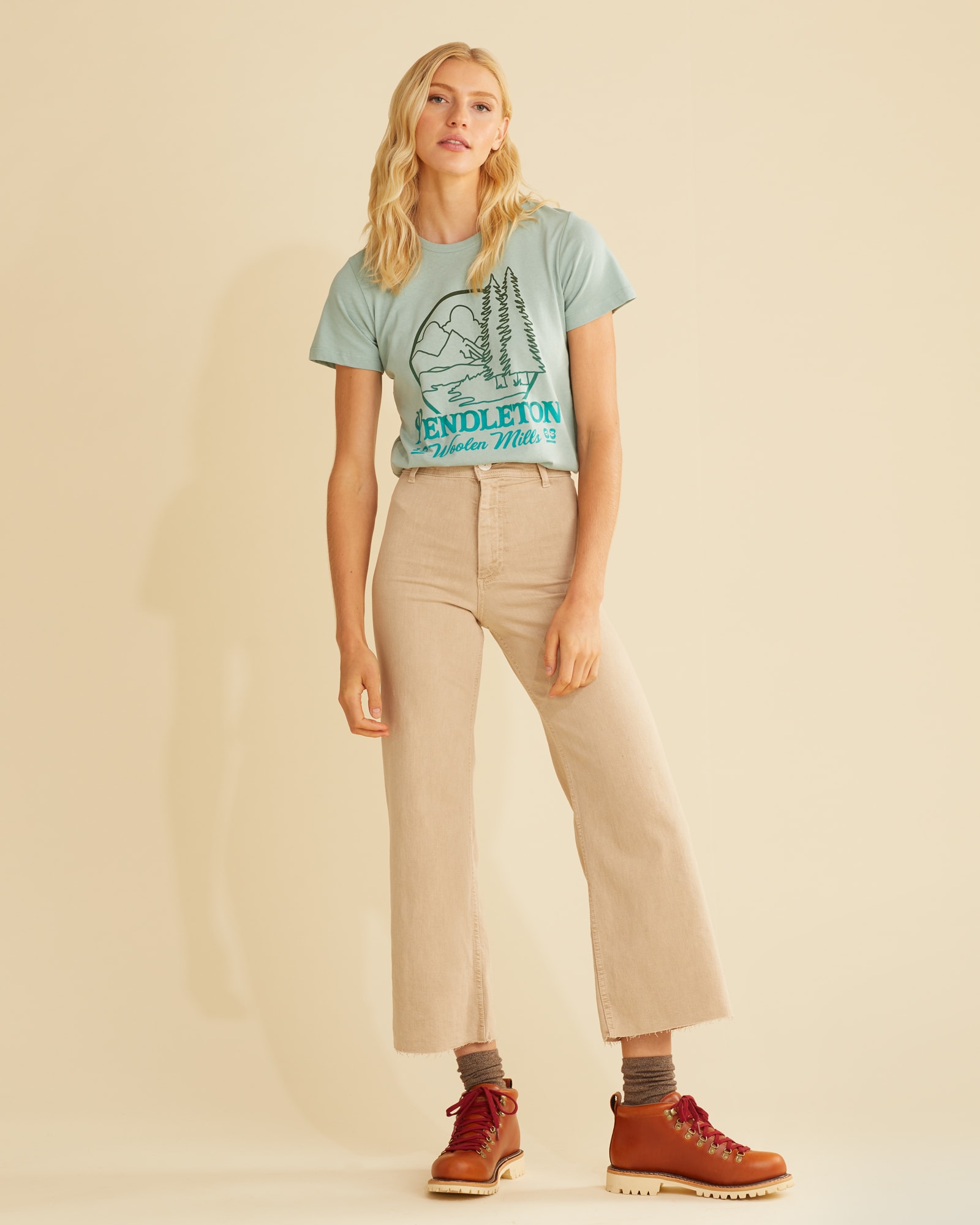 WOMEN'S HERITAGE LANDSCAPE LOGO TEE